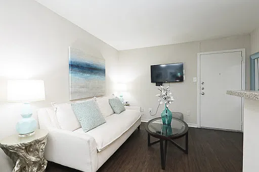 Westchase Creek Apartment Homes — Photo 32