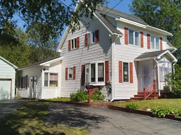 5 Maple Street, Fort Kent, ME 04743