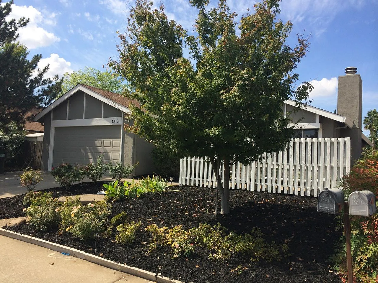 4218 Thornhill Dr photo 1