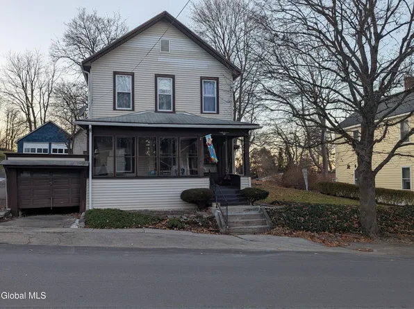 10 Shaper Avenue, Canajoharie, NY 13317