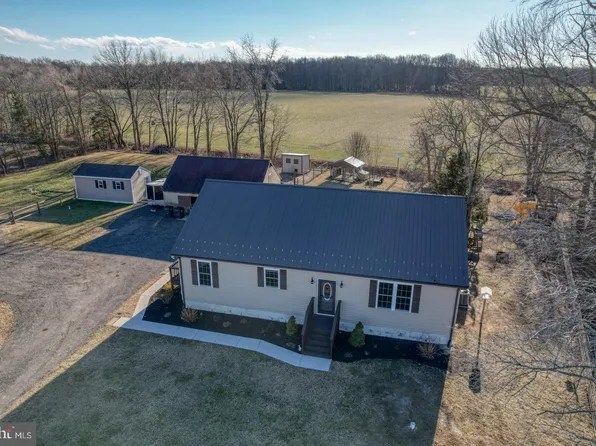 2946 Bryants Corner Rd, Hartly, DE 19953