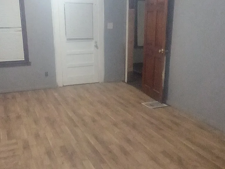 636 Orville Ave — Photo 17