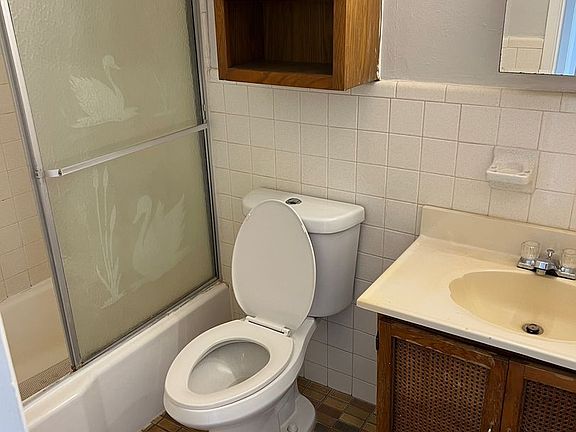 5th image of 1818 E Oakland Park Blvd APT 82