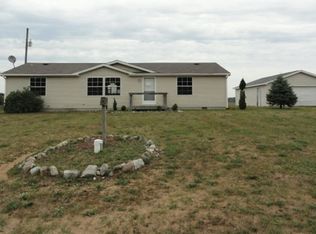 6086 W Remick Rd, Blanchard, MI 49310