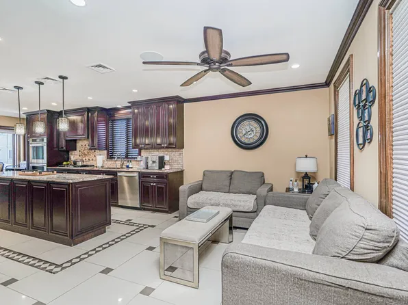 14 Walnut Place image 23 of 47