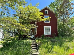 52 Poland Ave, Struthers, OH 44471