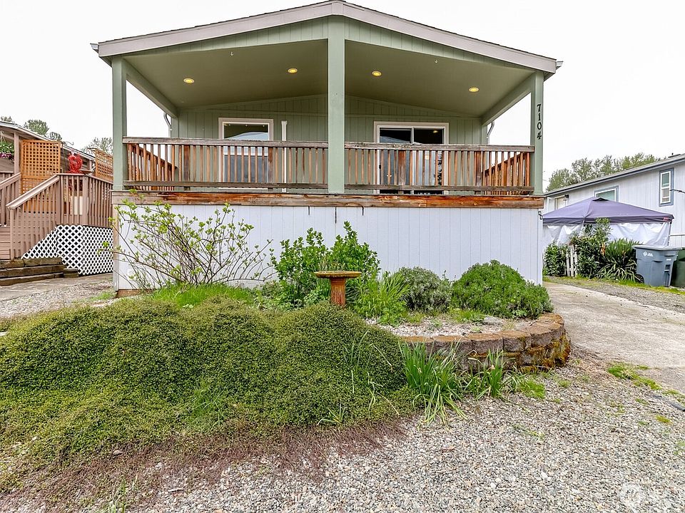 1st image of 7104 141st Avenue E