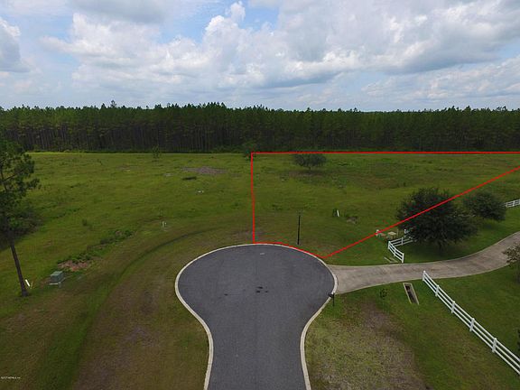 4th image of 10155 Fox Lake Ct