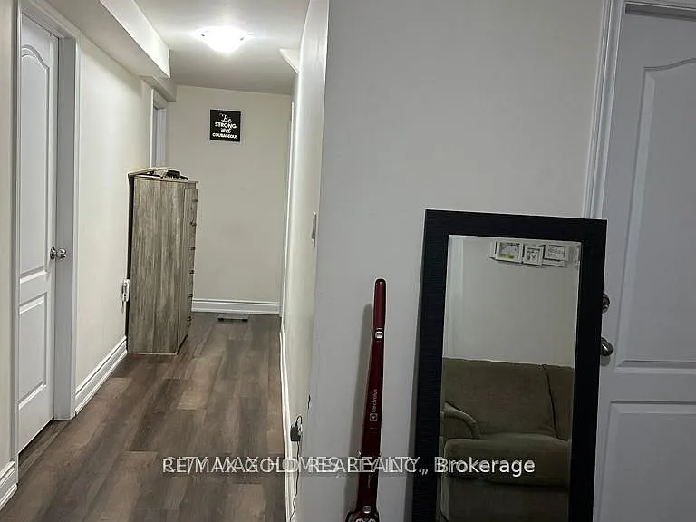 5 Scarlett Dr #BASEMENT — Photo 5