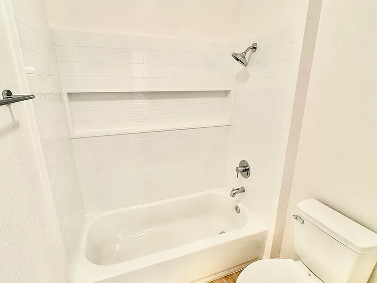 13765 Ruette Le Parc #F — Photo 13