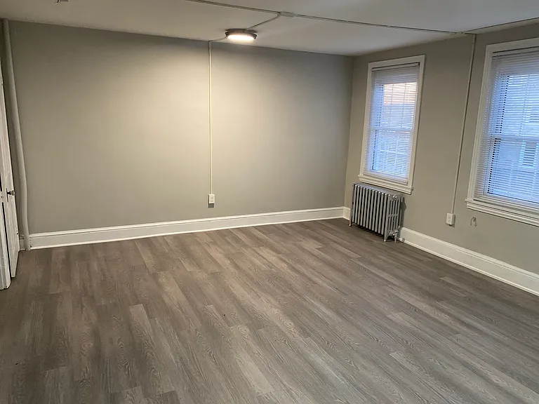 203 Green Ln #3F — Photo 4