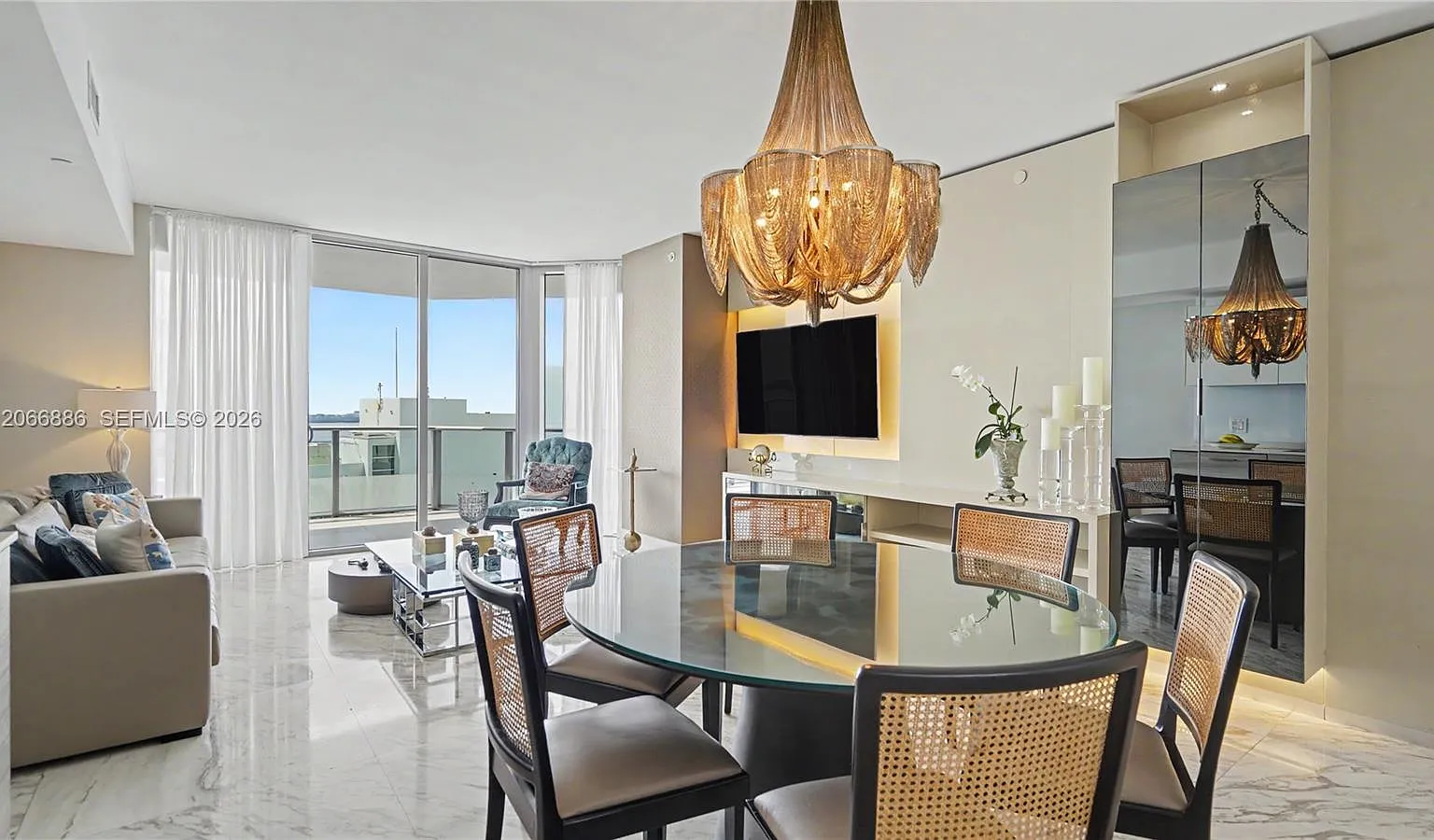 Brickell House — Photo 2