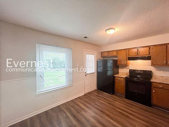 3rd image of 5859 Shannon Dr