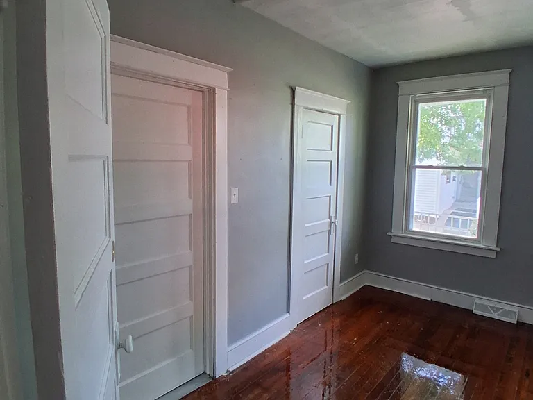 133 Farmington Ave #1 — Photo 10