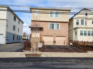 937 Grove St, Elizabeth, NJ 07202