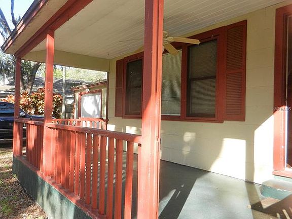 3rd image of 901 S Hillcrest Ave