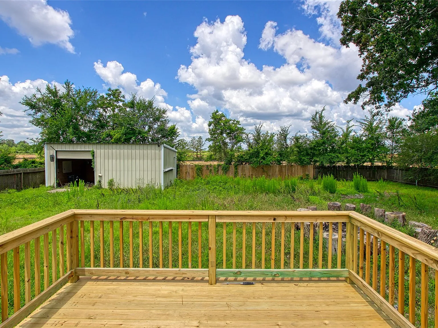 4 bed, 2.0 bath, 1568 sqft, $1,900 — Photo 3