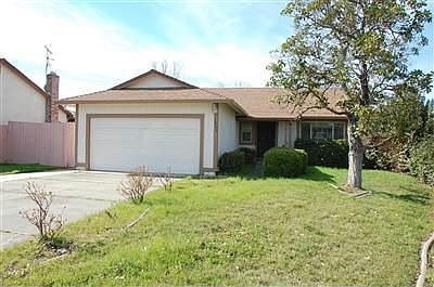 2nd image of 3040 Kinglet Way