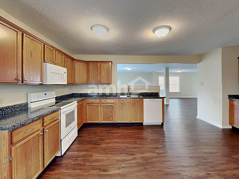 2957 Seasons Dr — Photo 3