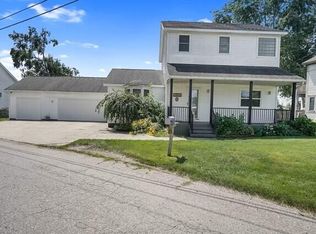9455 Buckingham St, White Lake, MI 48386
