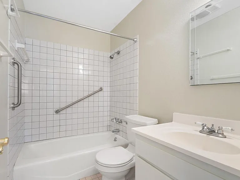 4230 Camino Ticino — Photo 13