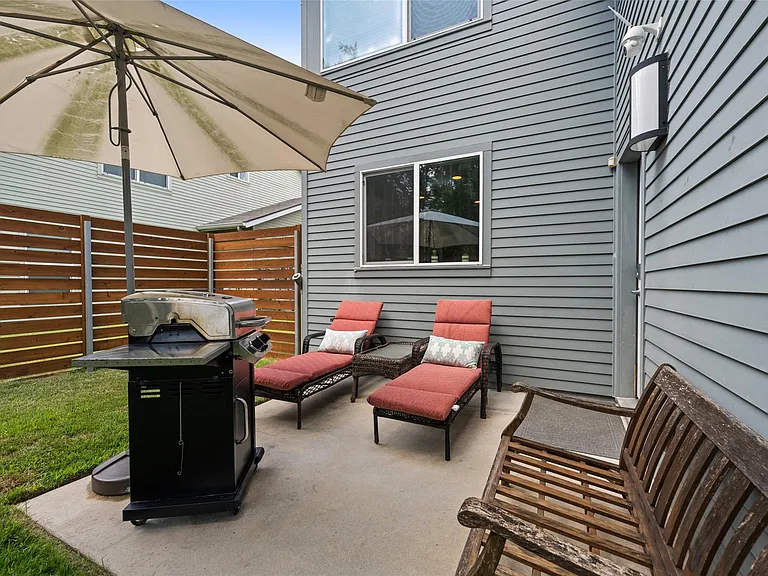 301 W Stassney Ln #12 — Photo 26