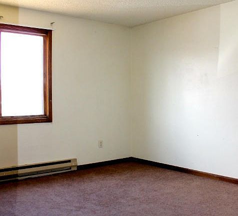 5th image of 412 North 11TH
