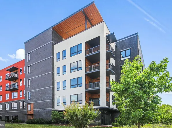 44691 Wellfleet Dr Unit 310, Ashburn, VA 20147