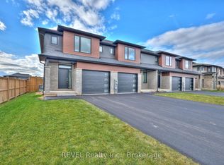 7445 Matteo Dr, Niagara Falls, ON L2H3T3