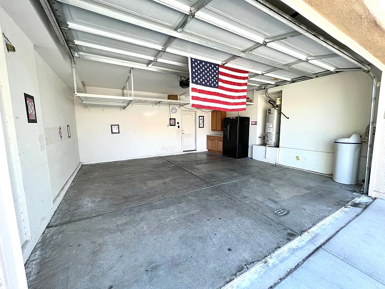 7140 Charter Crest St — Photo 108