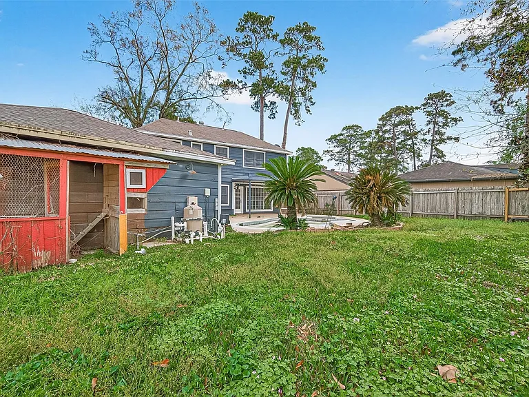 20211 Salzburg Ln — Photo 45