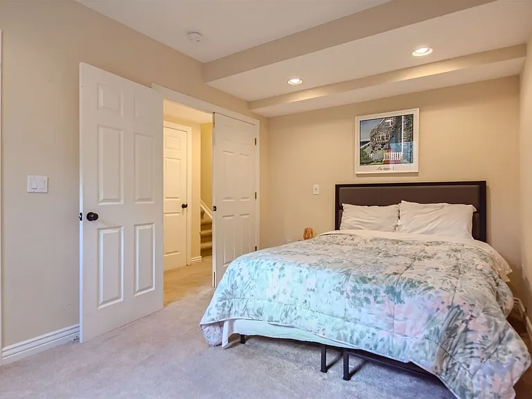 817 Mount Evans Ct — Photo 22