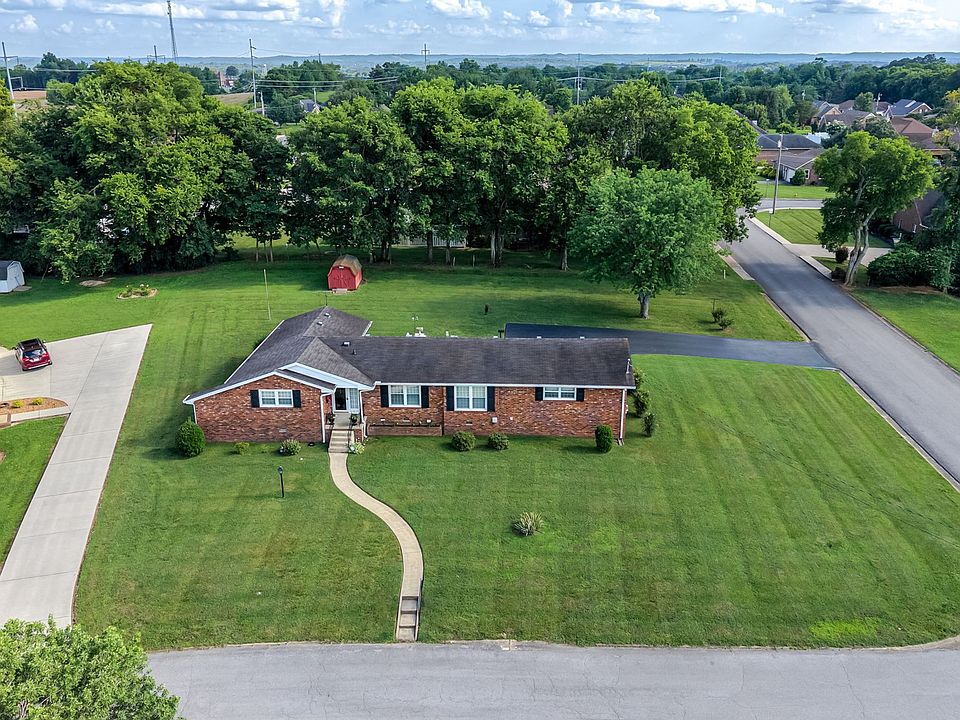 1st image of 700 Dow Dr