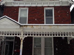 415 3rd St, Pitcairn, PA 15140
