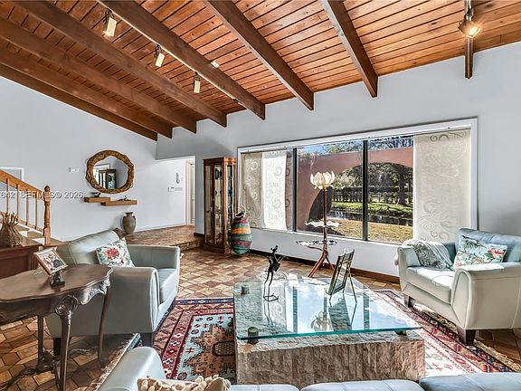 4th image of 14311 Stirling Rd