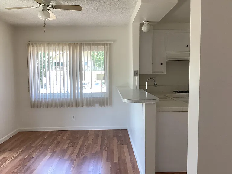 3236 Fairesta St #4 — Photo 8
