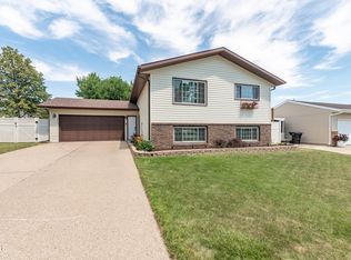 3230 E Avenue C, Bismarck, ND 58501