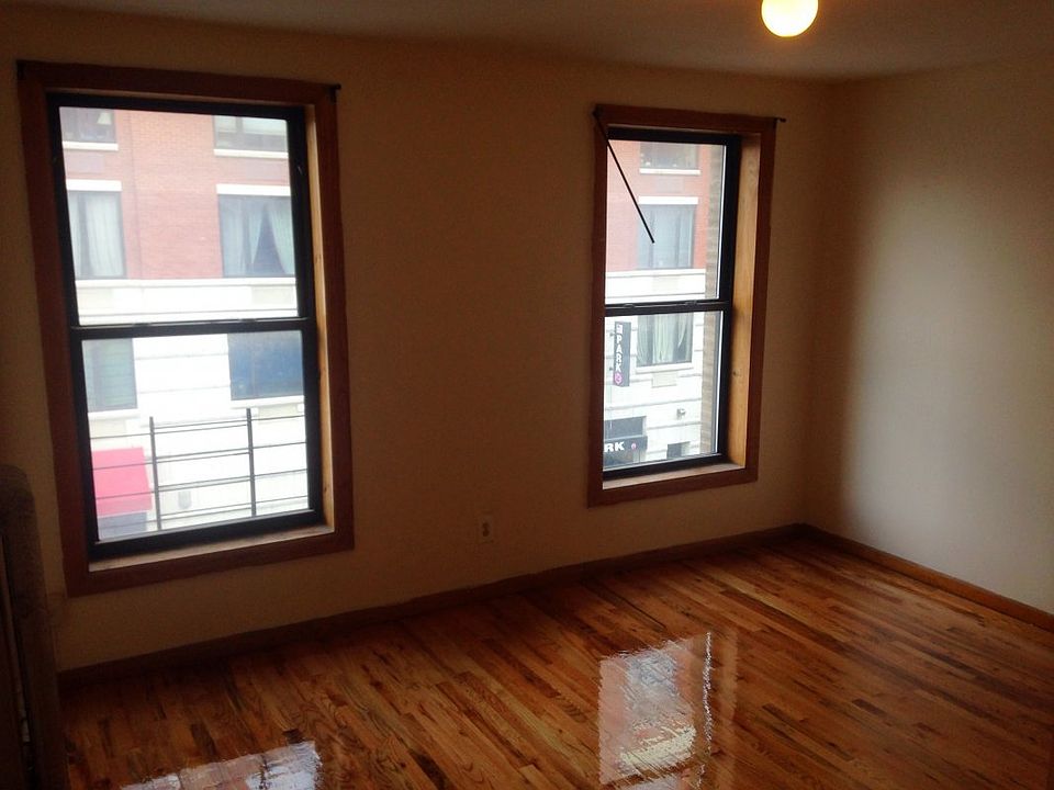 2nd image of 60 W 129th St APT 3A