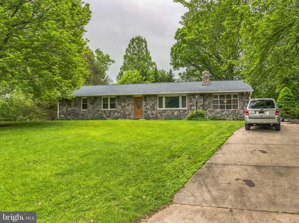 10769 W Crestview Ln, Laurel, MD 20723