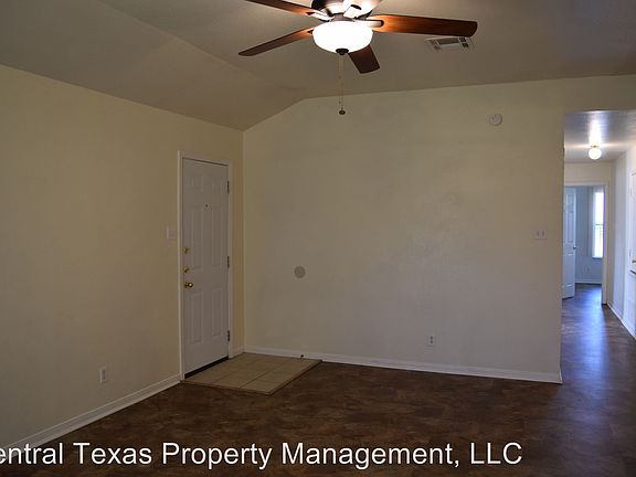 3rd image of 2608 Lucille Dr #A