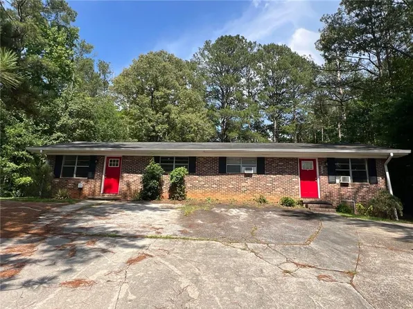 9223 Westview Dr SW, Covington, GA 30014