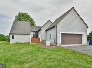 1410 Hedding Rd, Columbus, NJ 08022