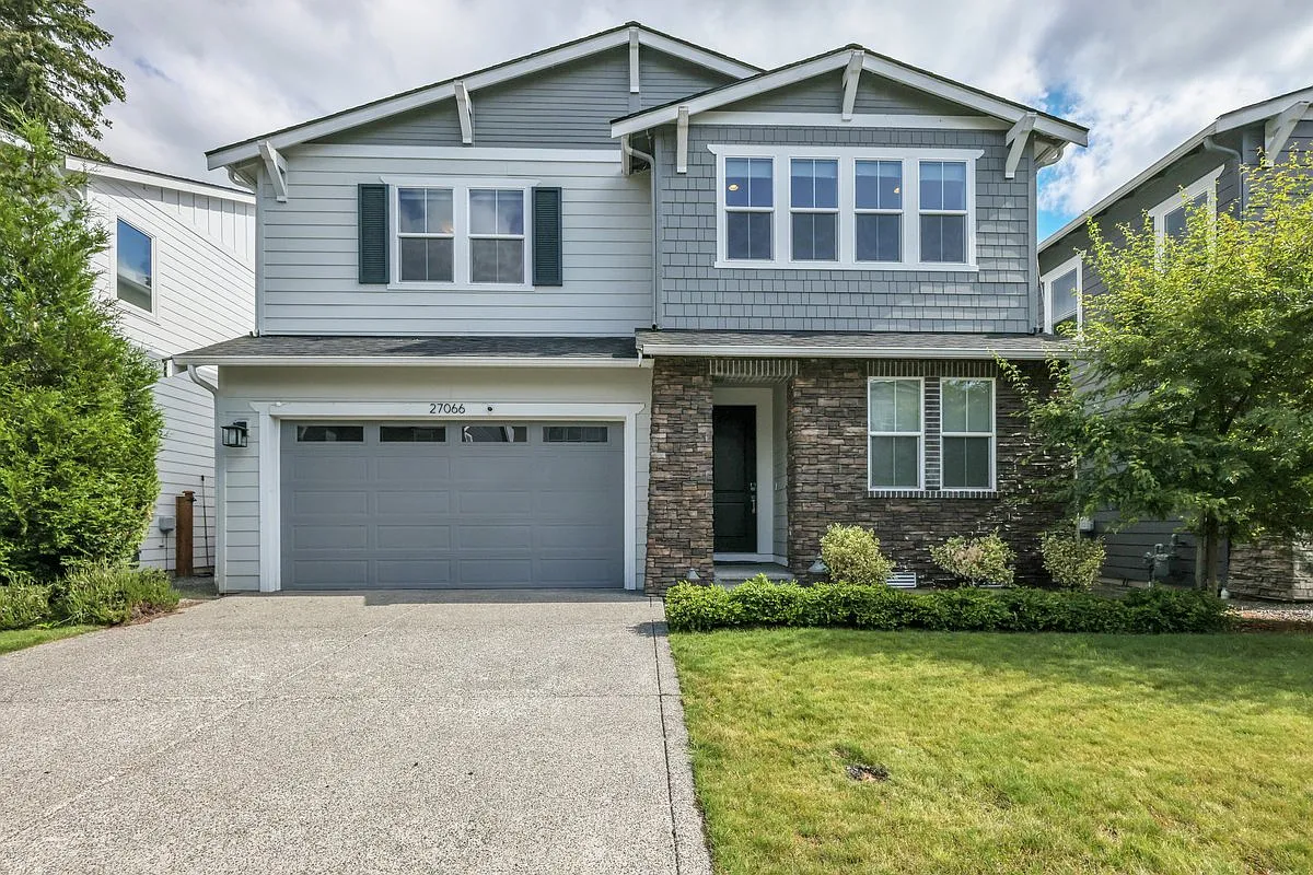 Summit Park Way SE, Maple Valley — Photo 1