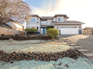 3092 Westminster Dr, Medford, OR 97504