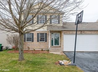 1157 Penny Ln, Sycamore, IL 60178