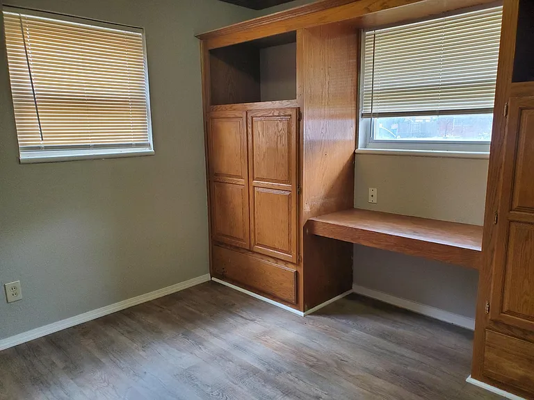 2608 N Hammond Ave — Photo 8