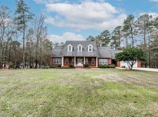 2 Hickman Rd, Forsyth, GA 31029