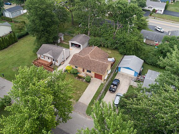 5th image of 4295 Cedar Ave