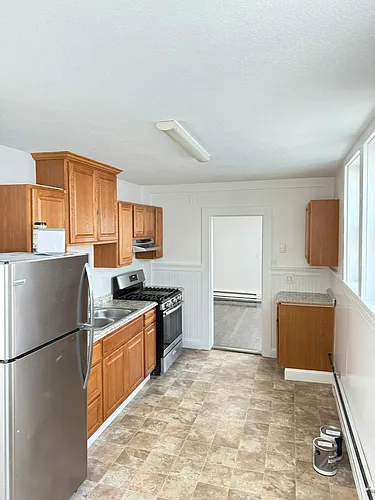 48 Friend St Photo 1