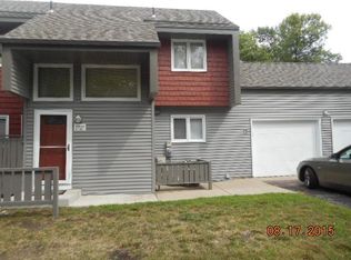 1727 Bluebill Dr, Eagan, MN 55122